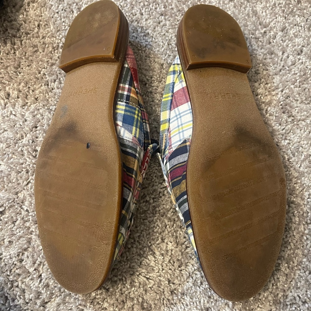 Sperry Seaport Fina mules in a multicolor madras plaid fabric - Picture 6 of 6